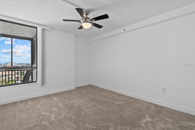 627 ALHAMBRA ROAD 801, Venice, FL 34285