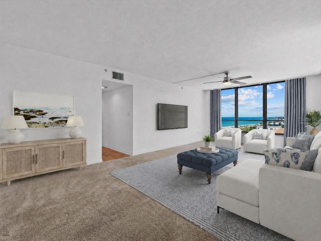 627 ALHAMBRA ROAD 801, Venice, FL 34285