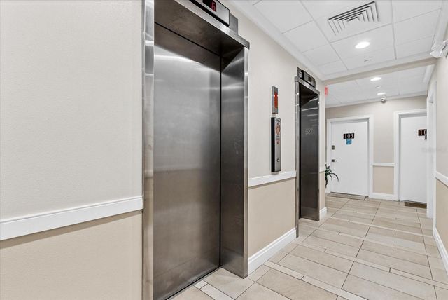 627 ALHAMBRA ROAD 801, Venice, FL 34285