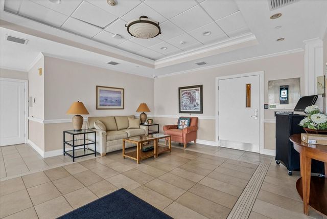 627 ALHAMBRA ROAD 801, Venice, FL 34285