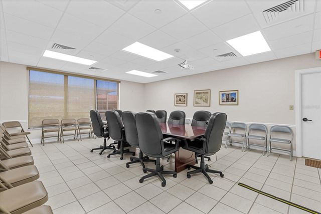 627 ALHAMBRA ROAD 801, Venice, FL 34285