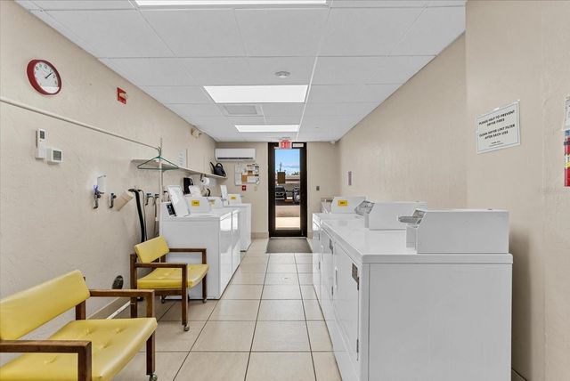 627 ALHAMBRA ROAD 801, Venice, FL 34285