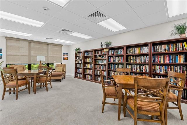 627 ALHAMBRA ROAD 801, Venice, FL 34285