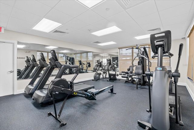 627 ALHAMBRA ROAD 801, Venice, FL 34285