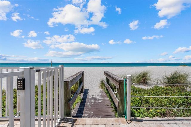 627 ALHAMBRA ROAD 801, Venice, FL 34285