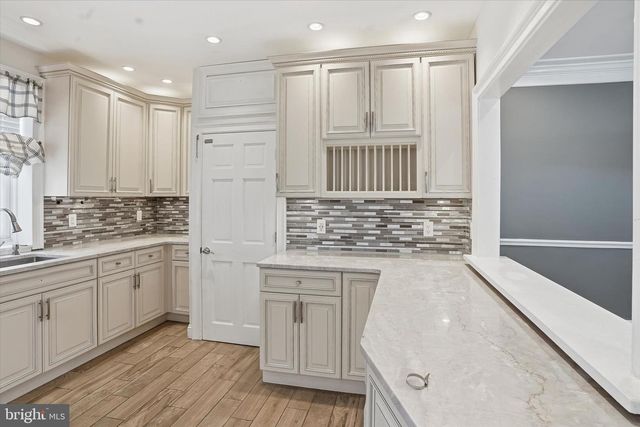 417 W GRANGE AVE, Philadelphia, PA 19120