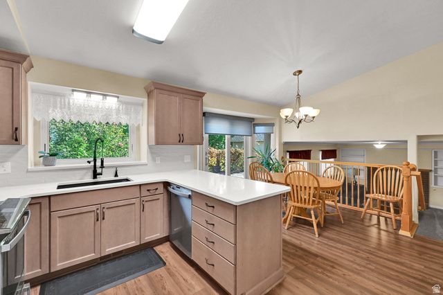 1552 N 200 W, Bountiful, UT 84010