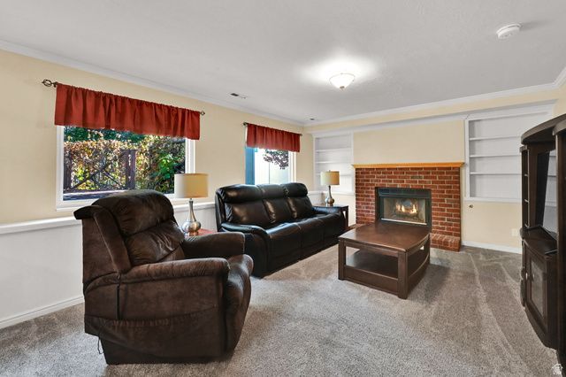 1552 N 200 W, Bountiful, UT 84010