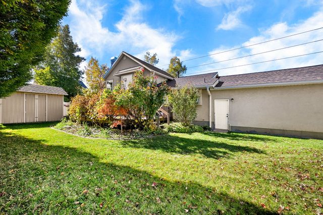 1552 N 200 W, Bountiful, UT 84010