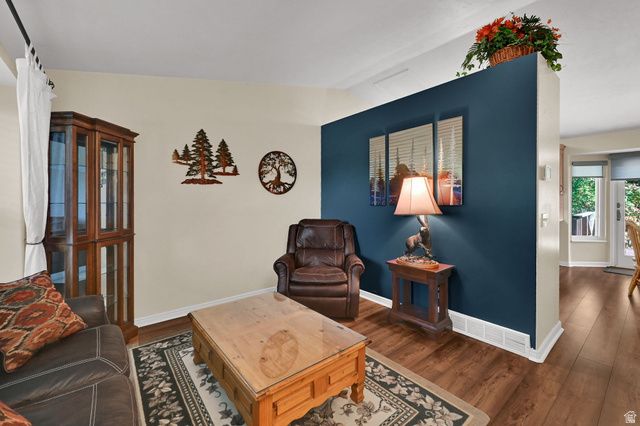 1552 N 200 W, Bountiful, UT 84010