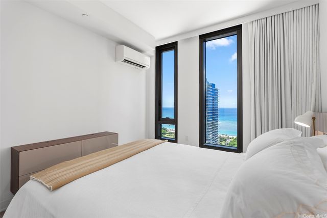 987 Queen Street 3102, Honolulu, HI 96814