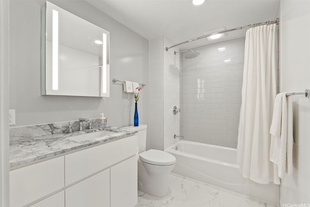 987 Queen Street 3102, Honolulu, HI 96814
