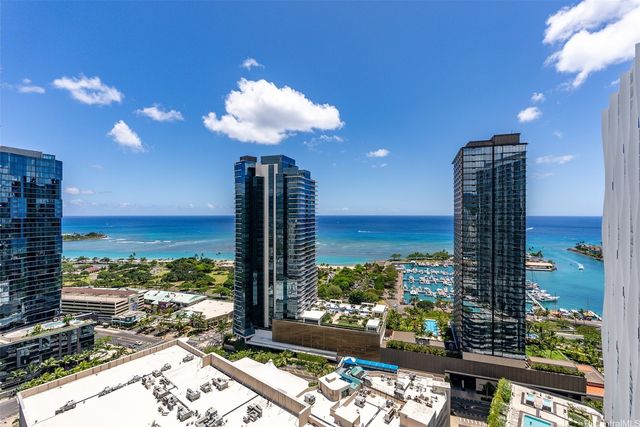 987 Queen Street 3102, Honolulu, HI 96814