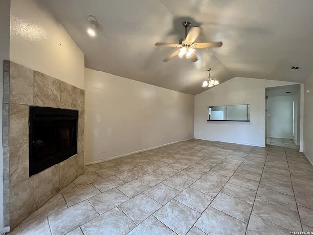 12722 UHR LN, San Antonio, TX 78217