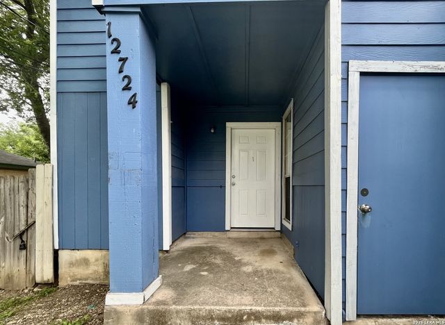 12722 UHR LN, San Antonio, TX 78217