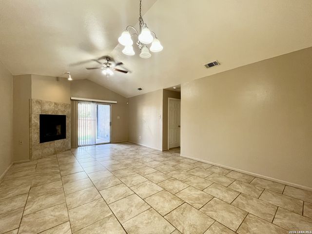 12722 UHR LN, San Antonio, TX 78217
