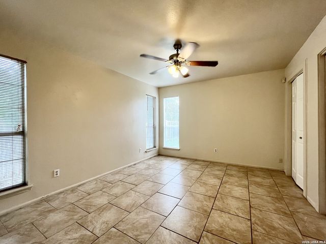 12722 UHR LN, San Antonio, TX 78217