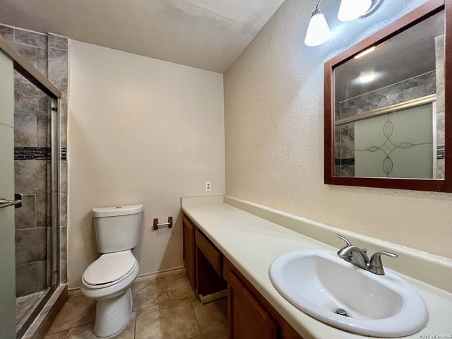 12722 UHR LN, San Antonio, TX 78217