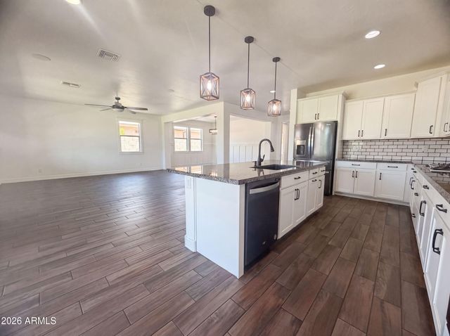 2166 W MADISEN MARIE Avenue, San Tan Valley, AZ 85144