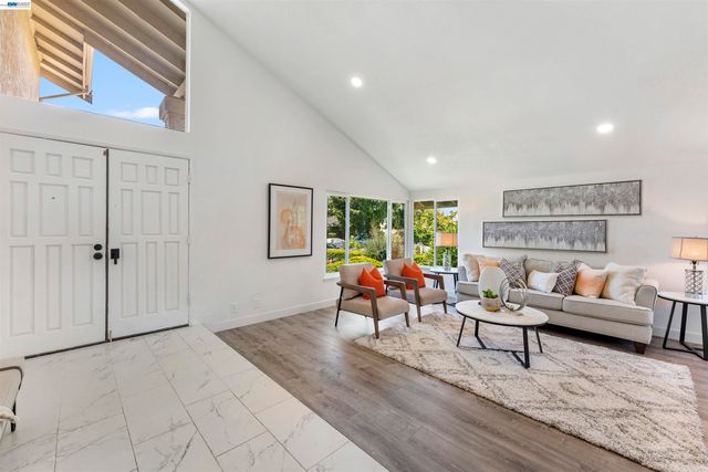 4216 Warbler Loop, Fremont, CA 94555