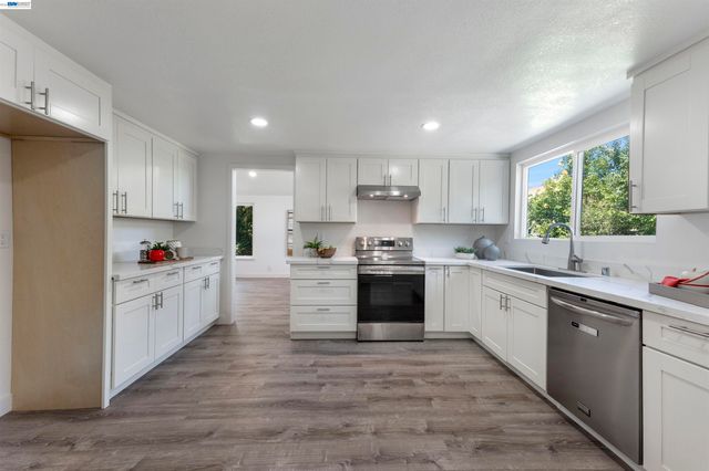 4216 Warbler Loop, Fremont, CA 94555