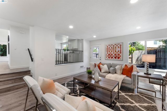 4216 Warbler Loop, Fremont, CA 94555