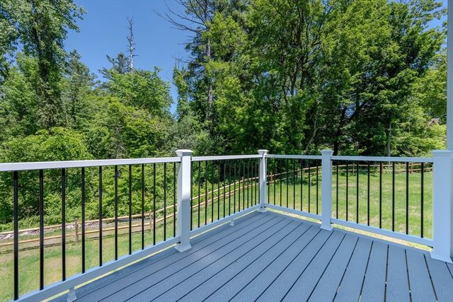 112 Genest St 12, Dracut, MA 01826