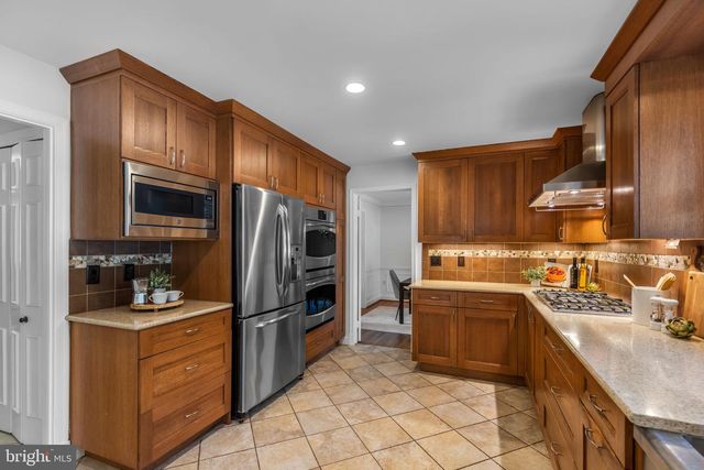 7105 DEVONSHIRE RD, Alexandria, VA 22307