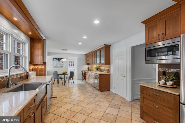 7105 DEVONSHIRE RD, Alexandria, VA 22307