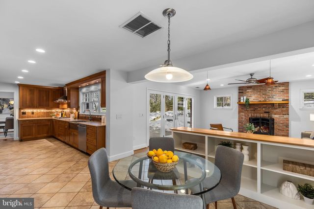 7105 DEVONSHIRE RD, Alexandria, VA 22307