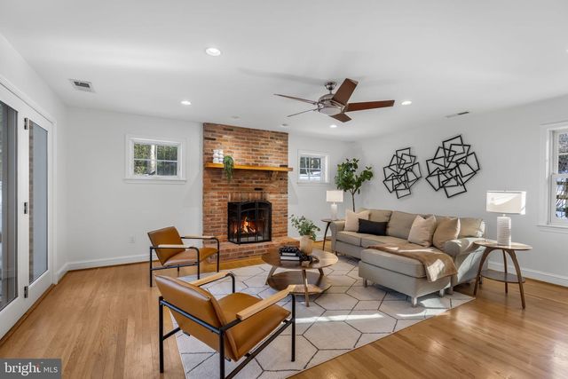 7105 DEVONSHIRE RD, Alexandria, VA 22307