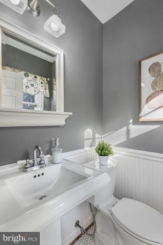 7105 DEVONSHIRE RD, Alexandria, VA 22307