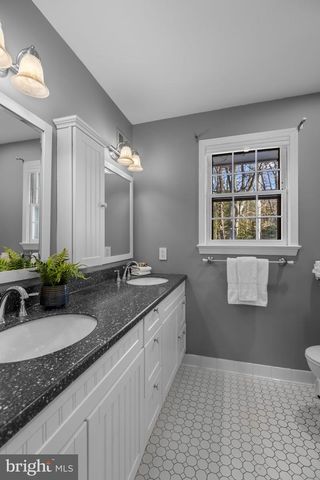 7105 DEVONSHIRE RD, Alexandria, VA 22307