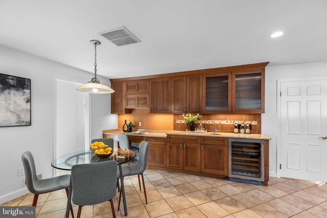 7105 DEVONSHIRE RD, Alexandria, VA 22307