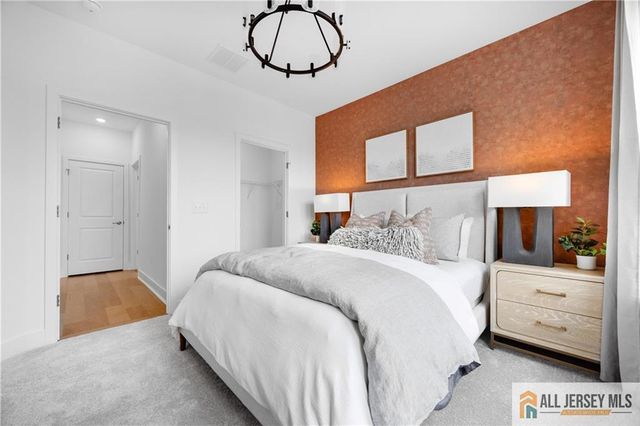 3 Wembley Court, Monroe, NJ 08831