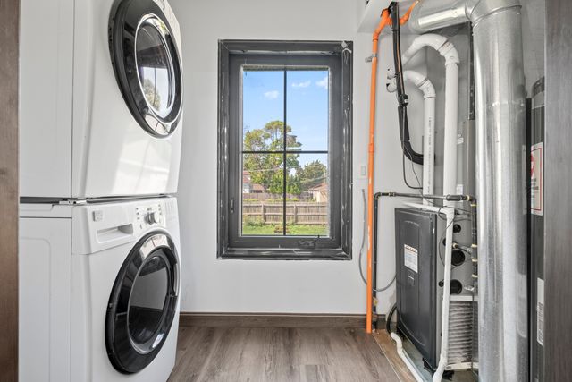 2307 Lake Street 2, Evanston, IL 60201