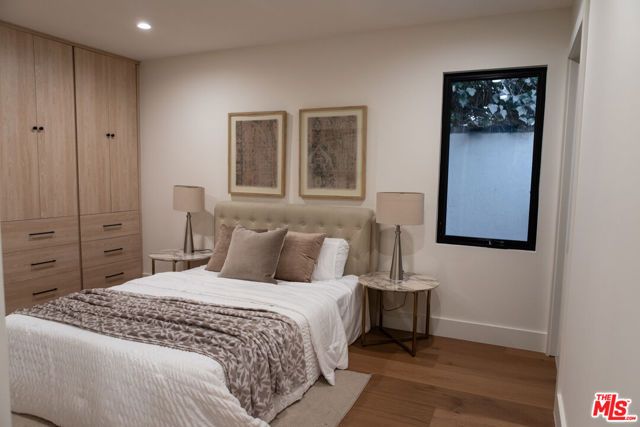 3436 Longridge Avenue, Los Angeles, CA 91423