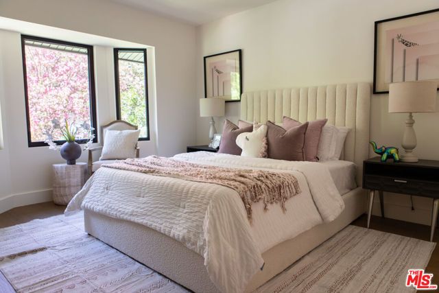 3436 Longridge Avenue, Los Angeles, CA 91423