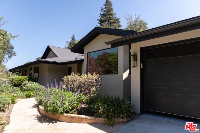 3436 Longridge Avenue, Los Angeles, CA 91423