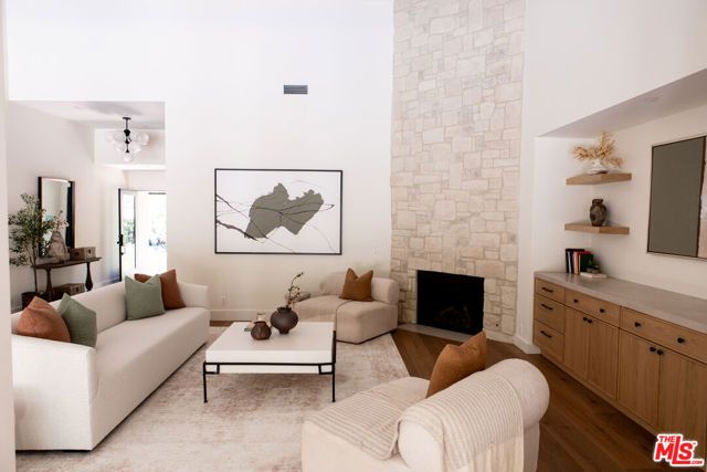 3436 Longridge Avenue, Los Angeles, CA 91423