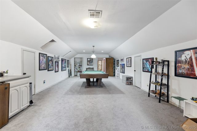 9208 S 70th Avenue E, Tulsa, OK 74133