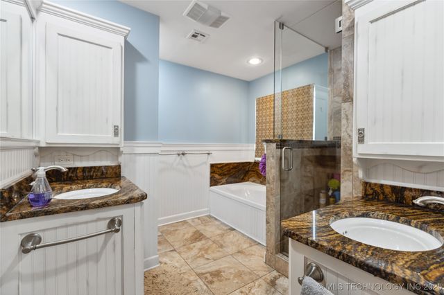 9208 S 70th Avenue E, Tulsa, OK 74133