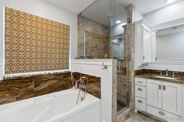 9208 S 70th Avenue E, Tulsa, OK 74133