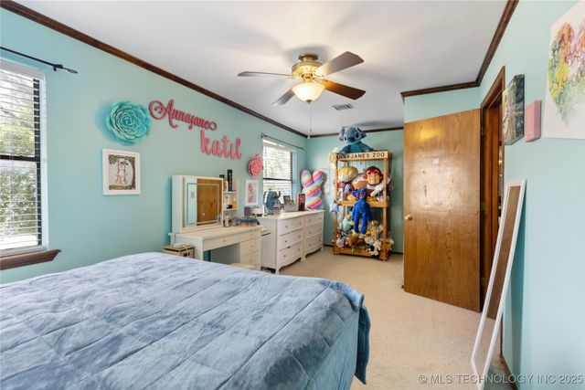 9208 S 70th Avenue E, Tulsa, OK 74133