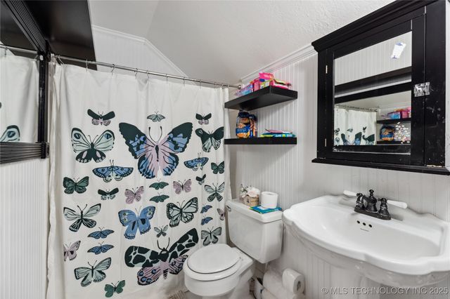 9208 S 70th Avenue E, Tulsa, OK 74133