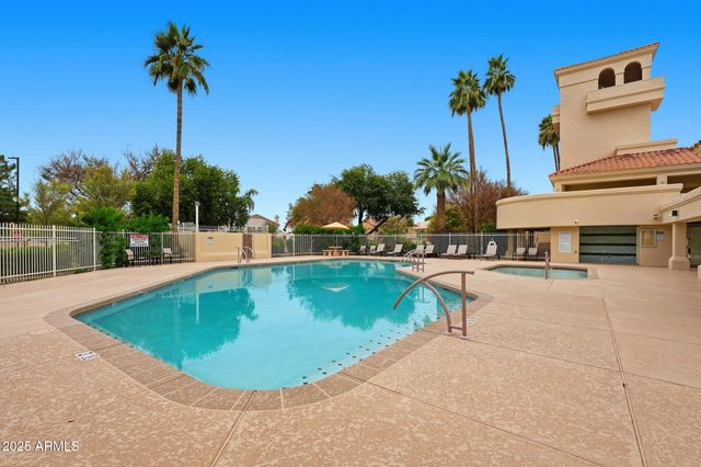 1472 S BRENTWOOD Court, Chandler, AZ 85286