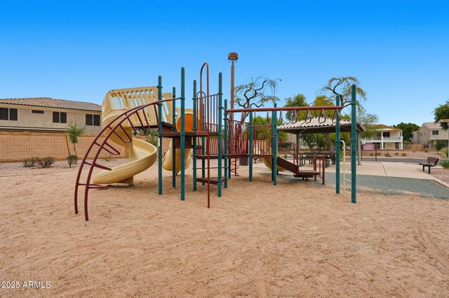 1472 S BRENTWOOD Court, Chandler, AZ 85286