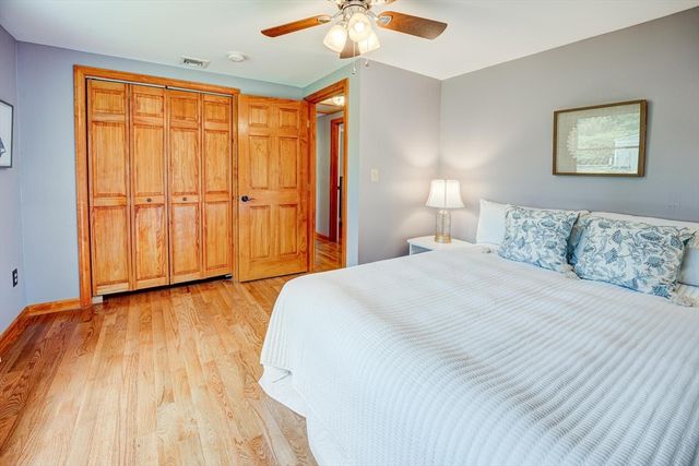 4 Mill Rd, Chelmsford, MA 01824