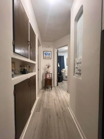 18680 Five Points Street, Redford Charter Twp, MI 48240