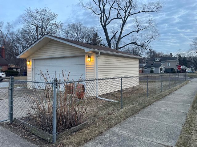 18680 Five Points Street, Redford Charter Twp, MI 48240